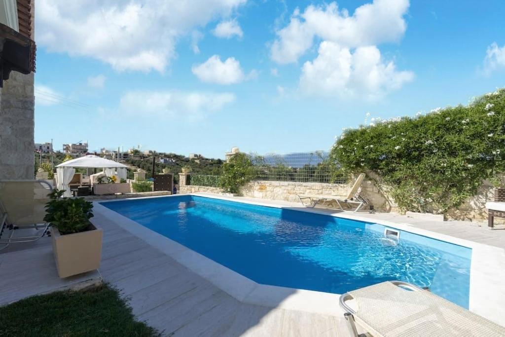 Heraklion Twins House - Private Pool Retreat Episkopi  Exterior photo
